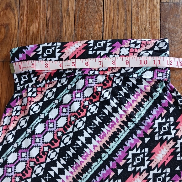 Empyre • Women Junior's Multicolor Geometric Foldable Waistband Long Max… - Picture 9 of 11